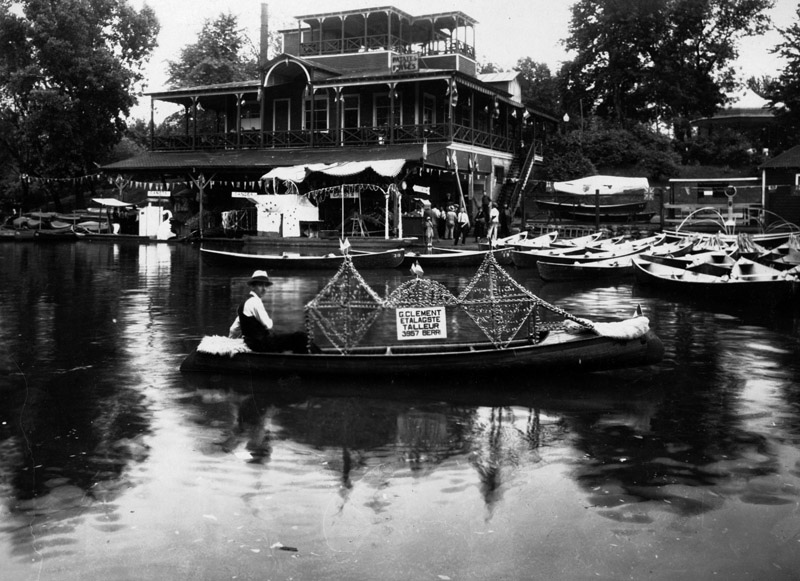 Row Boats, canoes and gondolas (for rent) at Parc Lafontaine, way back in the day - photo credit unknown, though I think it's from the Massicote Archive.jpg